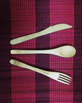 Dao, thìa, dĩa tre/Bamboo cutlery